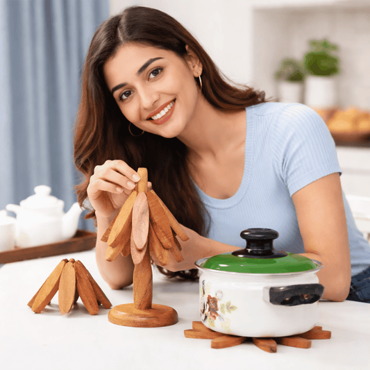 Tree Shape Wooden Trivet (Set of 4)